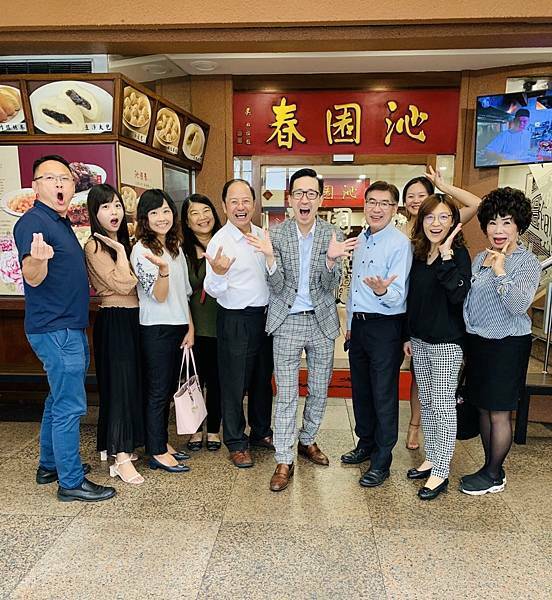 (台中/中區)沁園春。民國38年創立，超經典江南菜館 - COCO享天下(隆爸妤媽愛白白)