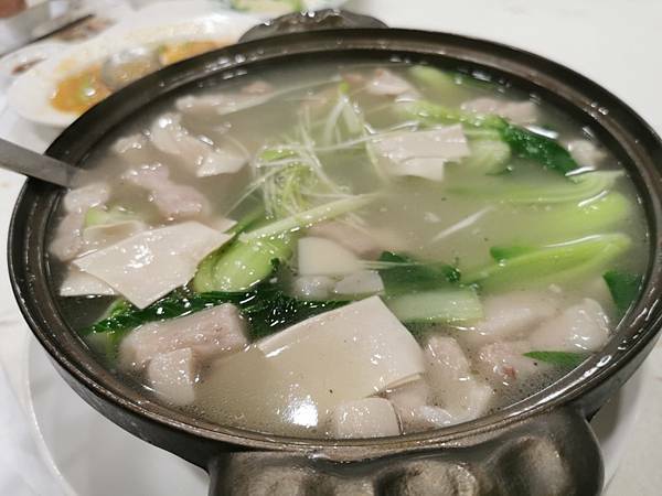 (台中/中區)沁園春。民國38年創立，超經典江南菜館 - COCO享天下(隆爸妤媽愛白白)