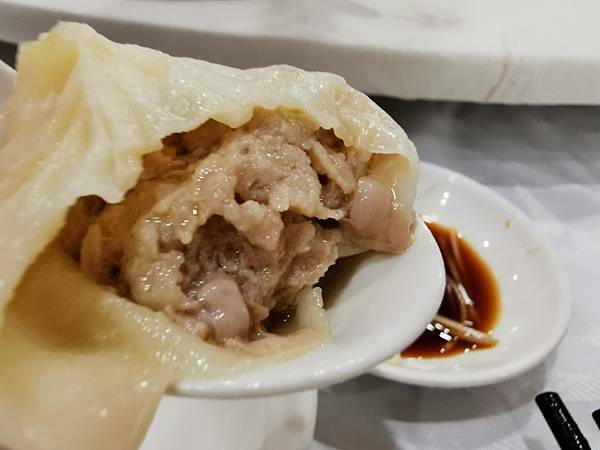 (台中/中區)沁園春。民國38年創立，超經典江南菜館 - COCO享天下(隆爸妤媽愛白白)