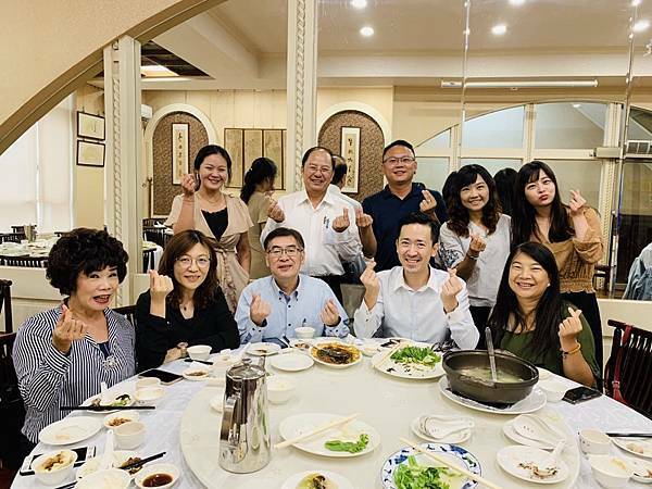 (台中/中區)沁園春。民國38年創立，超經典江南菜館 - COCO享天下(隆爸妤媽愛白白)