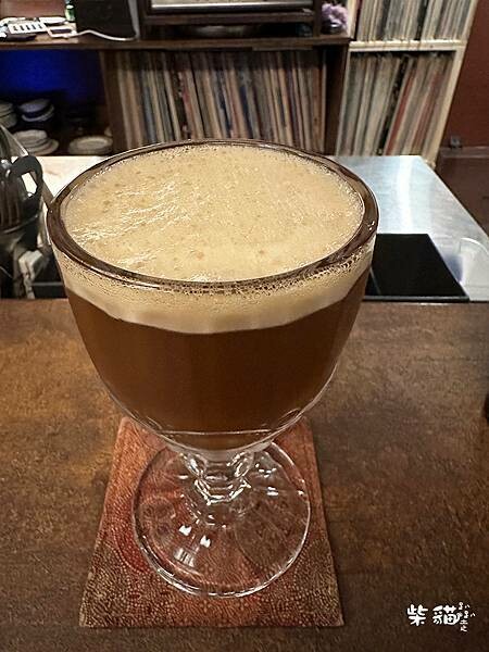 【台北】珈琲 寶山|氣氛滿點懷舊系咖啡廳,大人味的提拉米蘇|