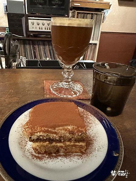 【台北】珈琲 寶山|氣氛滿點懷舊系咖啡廳,大人味的提拉米蘇|