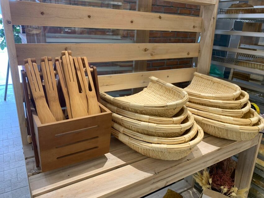 貝克窯·日式柴燒窯烤麵包 嚴選小農食材、紮實的口感、窯烤柴香太好吃了😋