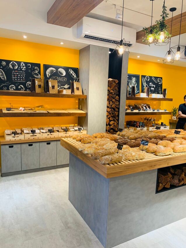 貝克窯·日式柴燒窯烤麵包 嚴選小農食材、紮實的口感、窯烤柴香太好吃了😋