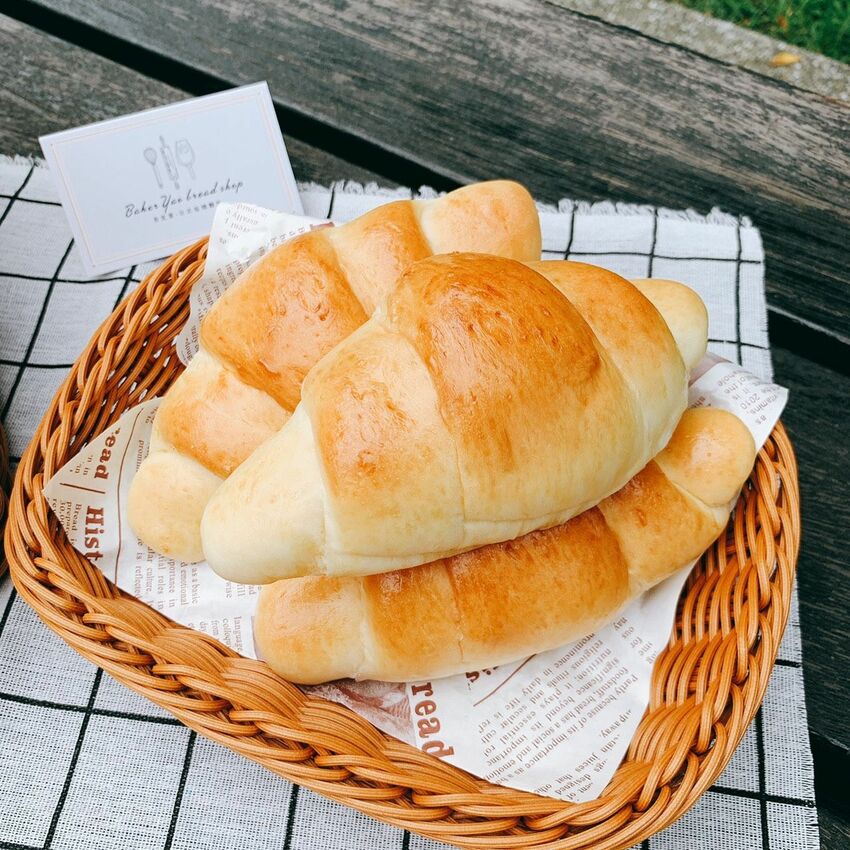 貝克窯·日式柴燒窯烤麵包 嚴選小農食材、紮實的口感、窯烤柴香太好吃了😋