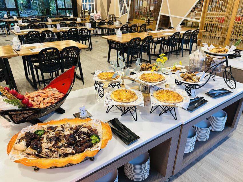 【鳳梨屋水上莊園】宜蘭員山超人氣親子景點!一泊三食住進落羽松 【鳳梨屋水上莊園】宜蘭員山超人氣親子景點!一泊三食住進落羽松