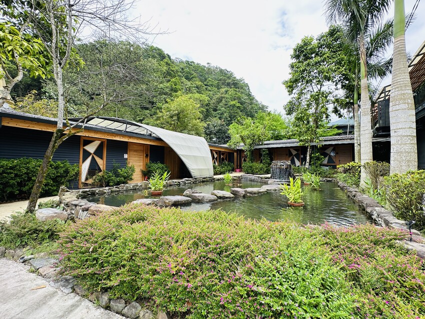 【鳳梨屋水上莊園】宜蘭員山超人氣親子景點!一泊三食住進落羽松 【鳳梨屋水上莊園】宜蘭員山超人氣親子景點!一泊三食住進落羽松