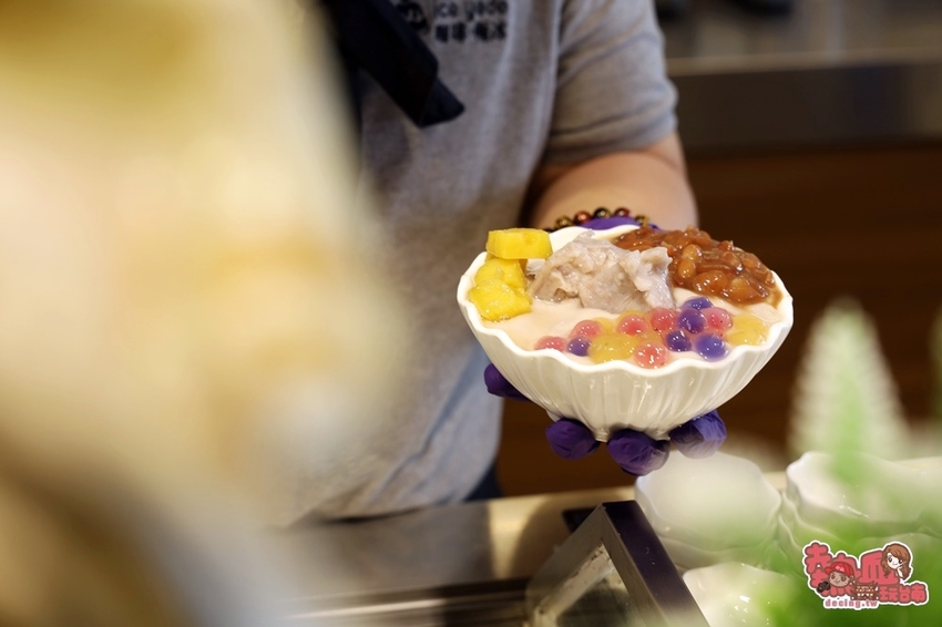 【台南冰店】台南最colorful的雪花冰店!台南限定版可以吃的聖誕樹:lCE YODO極冰.咖啡 - 熱血玩台南。跳躍新世界