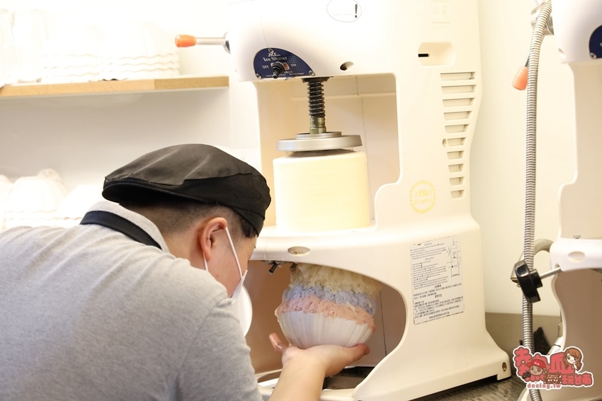 【台南冰店】台南最colorful的雪花冰店!台南限定版可以吃的聖誕樹:lCE YODO極冰.咖啡 - 熱血玩台南。跳躍新世界