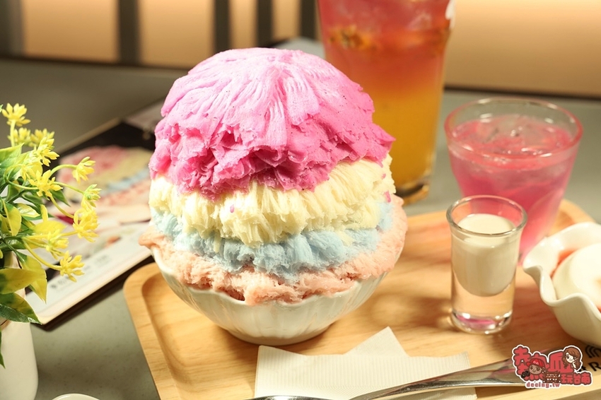 【台南冰店】台南最colorful的雪花冰店!台南限定版可以吃的聖誕樹:lCE YODO極冰.咖啡 - 熱血玩台南。跳躍新世界