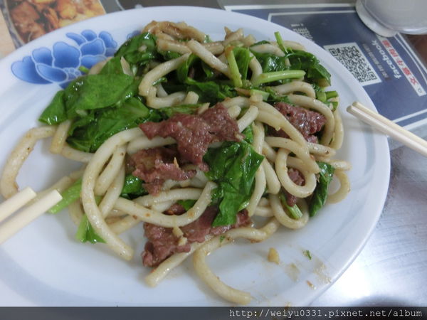 台南府城美食之旅-觀光客最愛美食:文章牛肉湯、阿堂鹹粥、度小月担仔麵!