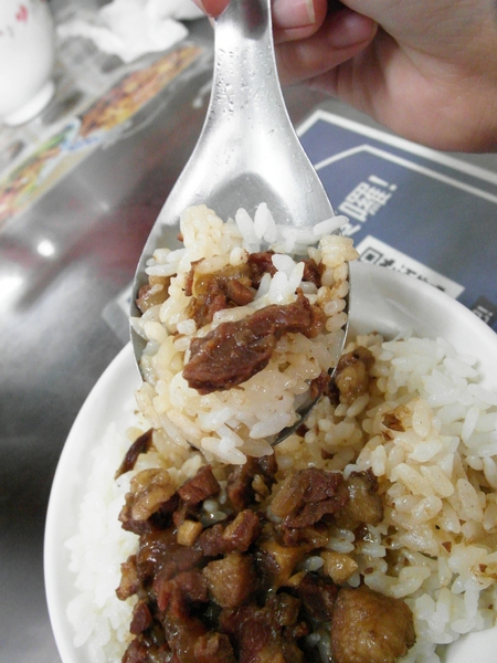 文章牛肉湯:【台南||安平】文章牛肉湯──在地人激推!銷魂清甜牛肉湯&牛燥飯! 文章牛肉湯:【台南||安平】文章牛肉湯──在地人激推!銷魂清甜牛肉湯&牛燥飯!