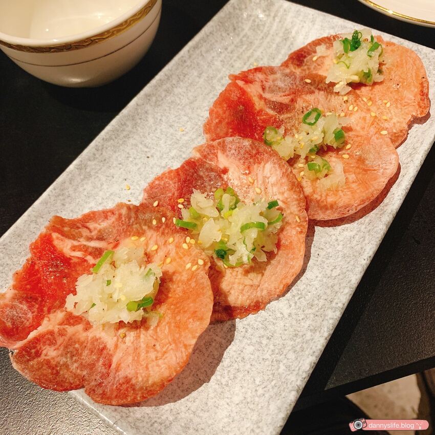 發肉燒肉餐酒 │台北美食•疫情後的首次內用就吃美味燒肉 - 丹尼的吃喝玩樂