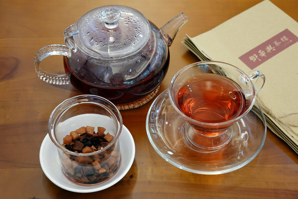 白天也能內用的饒河街夜市美食-御華興茶樓、御華興食品 (57).jpg