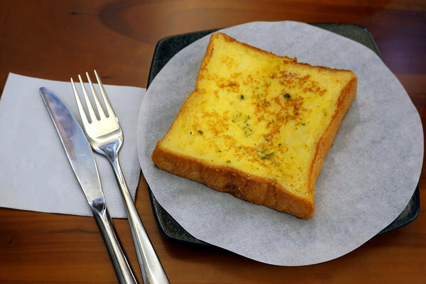 白天也能內用的饒河街夜市美食-御華興茶樓、御華興食品 (53).jpg