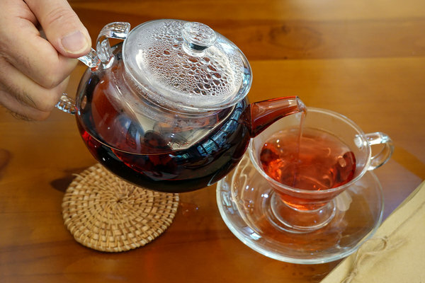 白天也能內用的饒河街夜市美食-御華興茶樓、御華興食品 (56).jpg