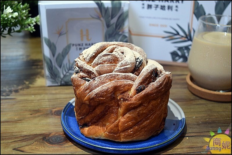 胖子哈利。超浮誇巨無霸肉桂捲.厚切生吐司三明治!全台首家自製麵包南洋早午餐優惠超多-商妮吃喝遊樂