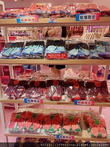 最新東區打卡景點！［美少女戰士Crystal 期間限定甜點店」快閃報到！有露娜造型人形燒， 五色彩虹蛋糕，美