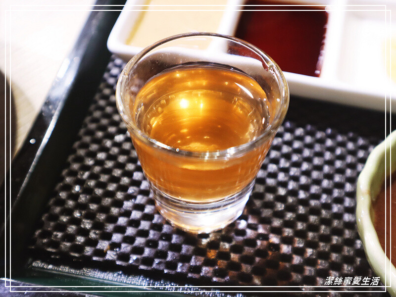 揪丼 日式丼飯の海鮮丼飯-桃園/各式生熟食丼飯套餐.內用飲料味噌湯免費喝!還有壽星及身份證字號優惠 - 潔絲蜜愛生活