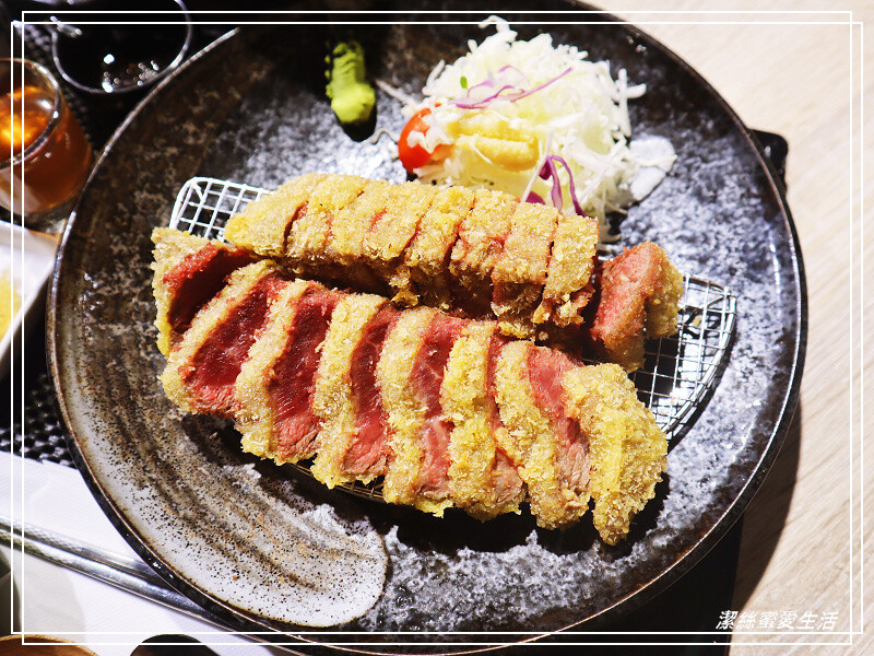 揪丼 日式丼飯の海鮮丼飯-桃園/各式生熟食丼飯套餐.內用飲料味噌湯免費喝!還有壽星及身份證字號優惠 - 潔絲蜜愛生活