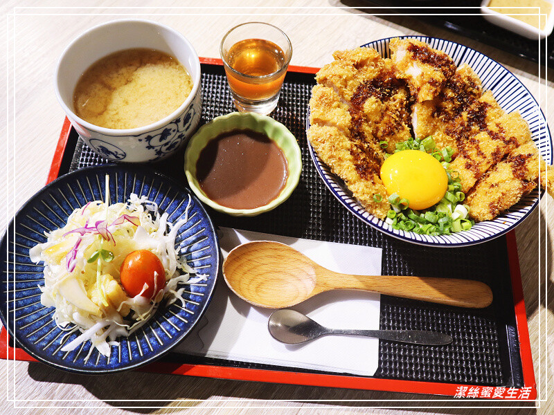 揪丼 日式丼飯の海鮮丼飯-桃園/各式生熟食丼飯套餐.內用飲料味噌湯免費喝!還有壽星及身份證字號優惠 - 潔絲蜜愛生活