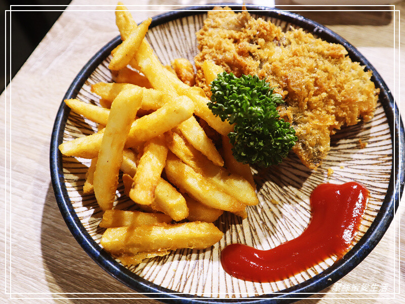 揪丼 日式丼飯の海鮮丼飯-桃園/各式生熟食丼飯套餐.內用飲料味噌湯免費喝!還有壽星及身份證字號優惠 - 潔絲蜜愛生活