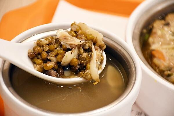 美術館餐廳推薦【真籠餐飲】真健康、蒸美食，絕對是你想不到的好吃美味！餐餐來吃都不鹹膩！打破你對健康餐