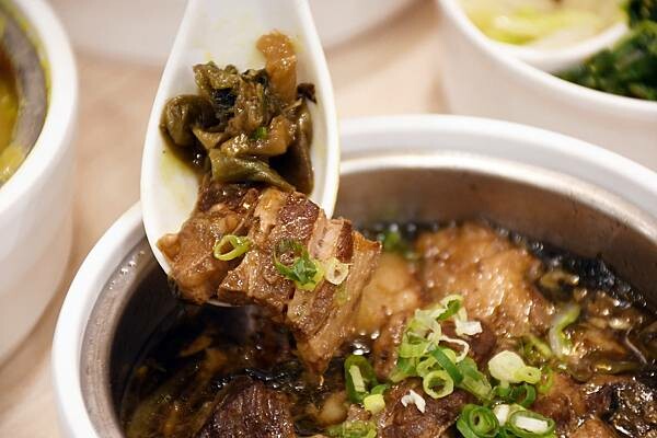 美術館餐廳推薦【真籠餐飲】真健康、蒸美食，絕對是你想不到的好吃美味！餐餐來吃都不鹹膩！打破你對健康餐