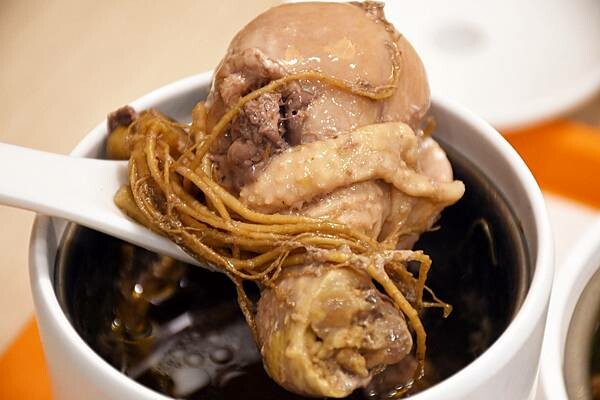 美術館餐廳推薦【真籠餐飲】真健康、蒸美食，絕對是你想不到的好吃美味！餐餐來吃都不鹹膩！打破你對健康餐