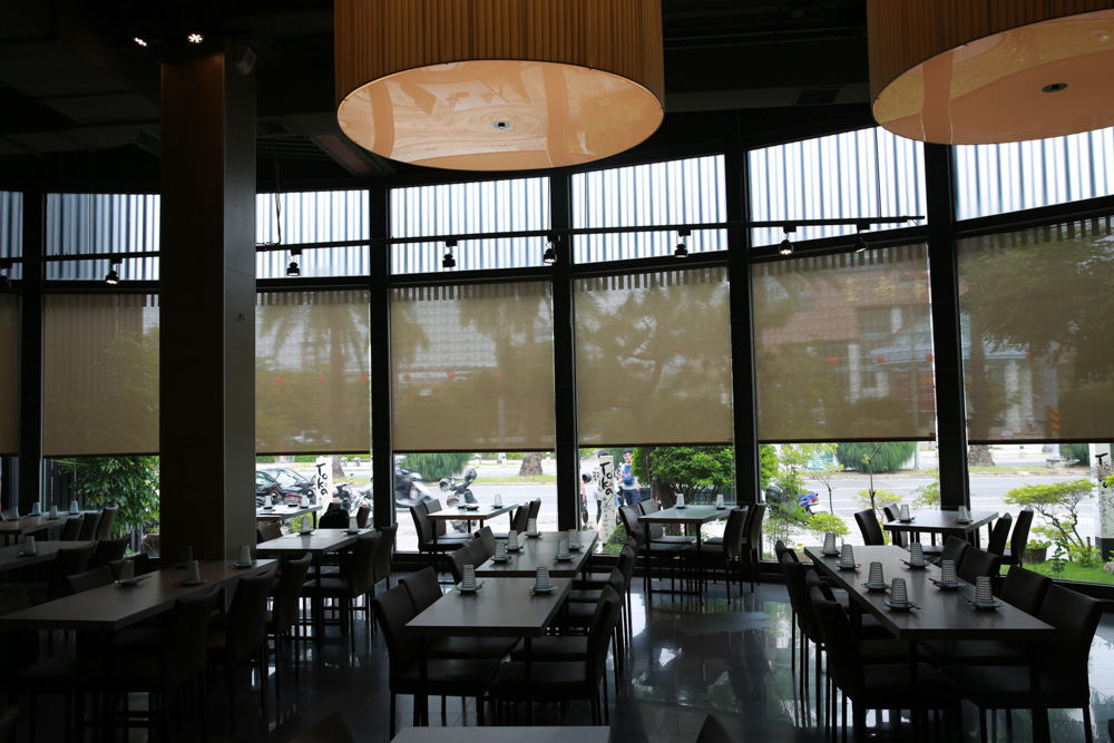 【台南吃到飽】平價日本料理吃到飽／無限量供應／東加和漢創作料理／東東餐飲事業集團 · 算命的說我很愛吃