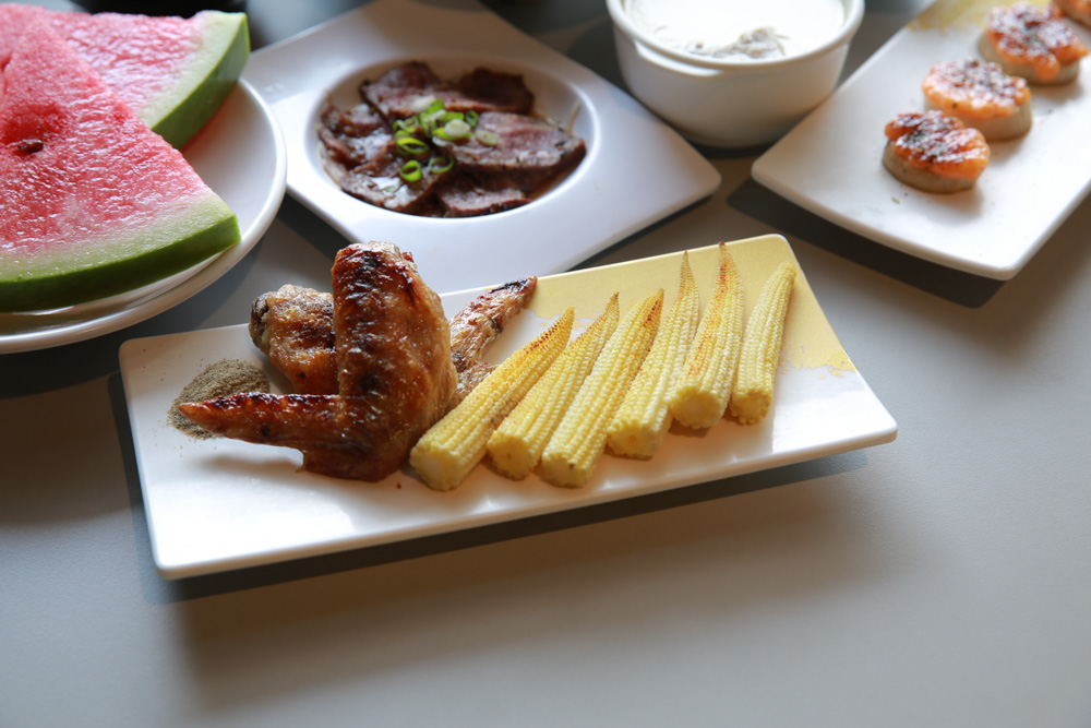 【台南吃到飽】平價日本料理吃到飽／無限量供應／東加和漢創作料理／東東餐飲事業集團 · 算命的說我很愛吃