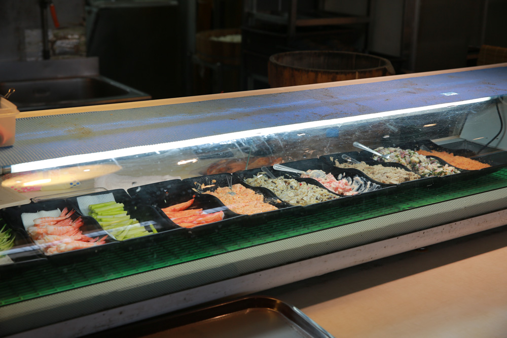 【台南吃到飽】平價日本料理吃到飽／無限量供應／東加和漢創作料理／東東餐飲事業集團 · 算命的說我很愛吃