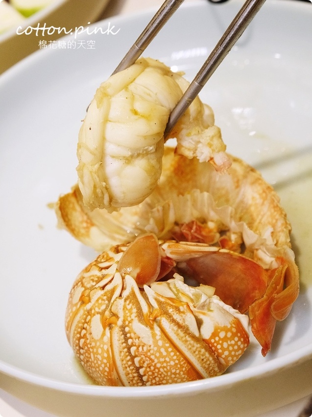 台中人氣火鍋～嗑肉石鍋最新二代店大升級！全台第一家！蔬菜、咖哩飯、霜淇淋吃到飽！ - 棉花糖的天空