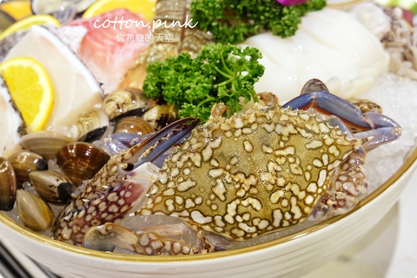 台中人氣火鍋～嗑肉石鍋最新二代店大升級！全台第一家！蔬菜、咖哩飯、霜淇淋吃到飽！ - 棉花糖的天空