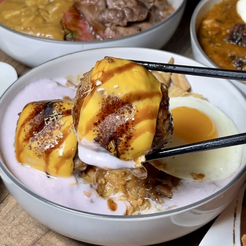 熟成咖哩飯推薦！「温咖哩Wen Curry」是我吃過配料最多、口味最具特色且最奢華的熟成咖哩飯！現在平日來用餐，還送你起司魚排+日式炸牛排，誠意滿滿！ - 阿華田的美食日記