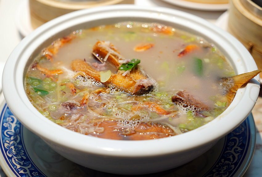 【高雄美食】蒸鮮腸粉．高雄茶餐廳必吃名單!江南炸子雞、芋泥鴨推薦~