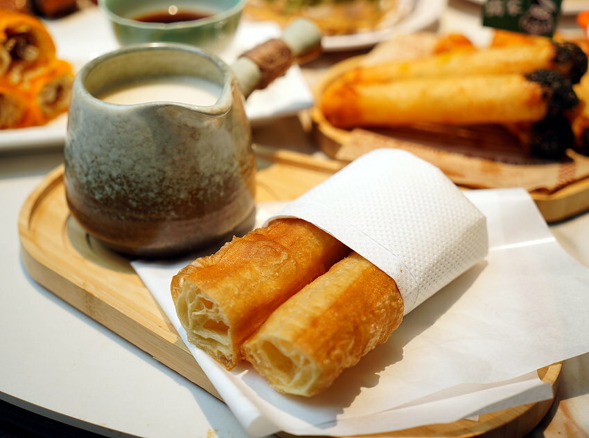 【高雄美食】蒸鮮腸粉．高雄茶餐廳必吃名單!江南炸子雞、芋泥鴨推薦~