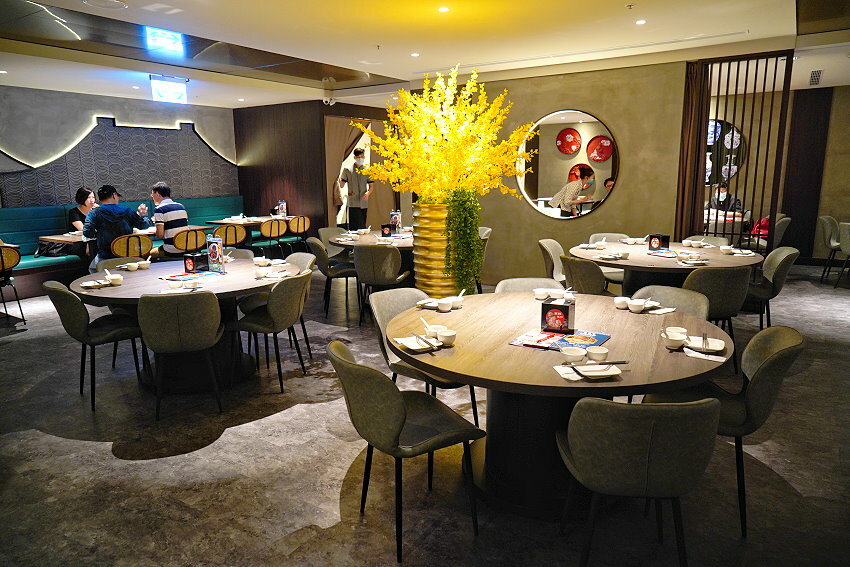 【高雄美食】蒸鮮腸粉．高雄茶餐廳必吃名單!江南炸子雞、芋泥鴨推薦~