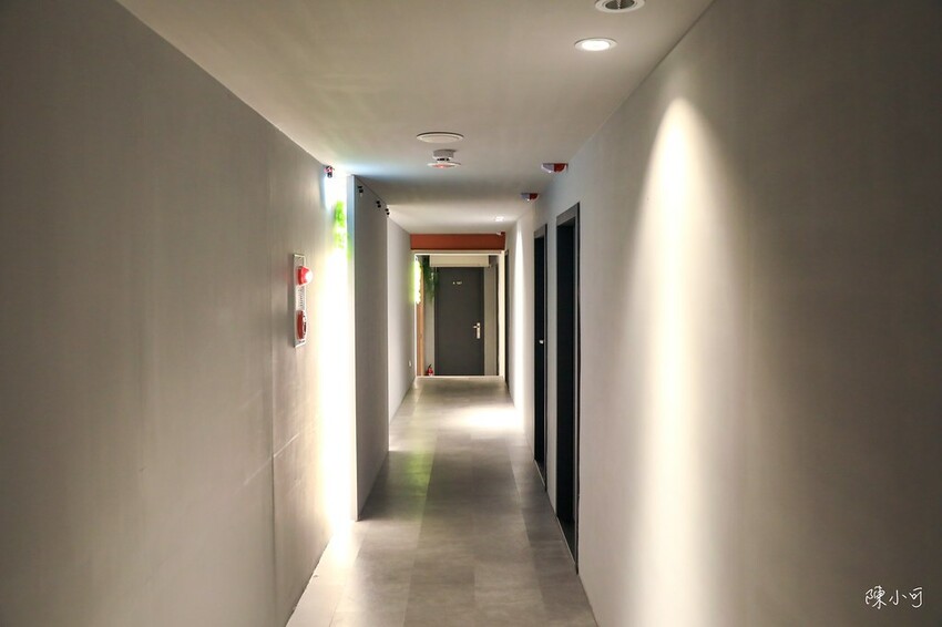 烏來制高點，療癒山景湯屋，大理石冷熱池超大空間，新北溫泉推薦！