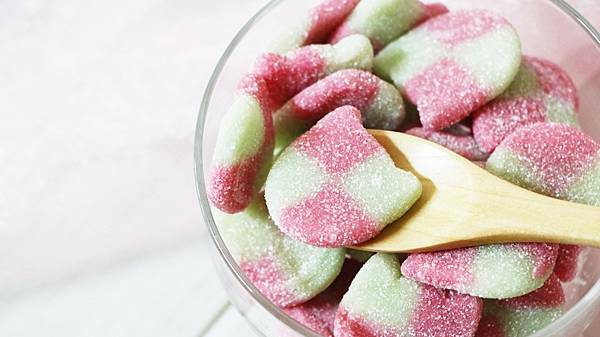 /tmp/phphWjtgU /tmp/phphWjtgU