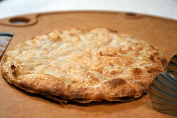 台北市大同區月亮蝦餅界的巨石強森~你吃過嗎?使用台灣蝦製作皮薄酥脆、內餡鮮甜彈牙的月亮蝦餅【良品開飯】給你三種不