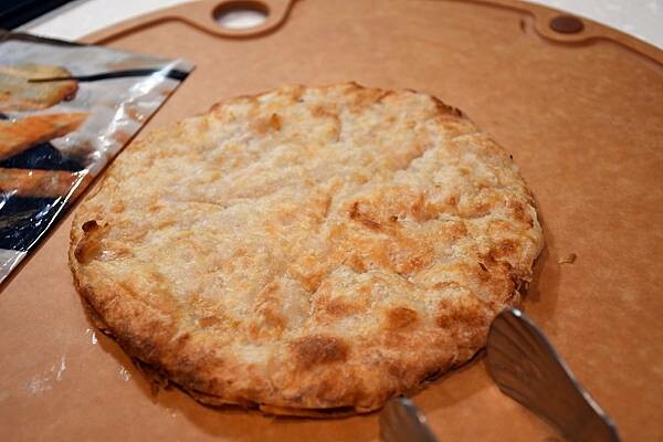 台北市大同區月亮蝦餅界的巨石強森~你吃過嗎?使用台灣蝦製作皮薄酥脆、內餡鮮甜彈牙的月亮蝦餅【良品開飯】給你三種不