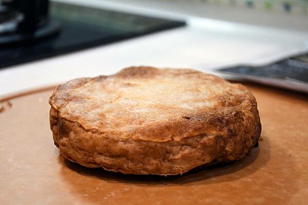 台北市大同區月亮蝦餅界的巨石強森~你吃過嗎?使用台灣蝦製作皮薄酥脆、內餡鮮甜彈牙的月亮蝦餅【良品開飯】給你三種不