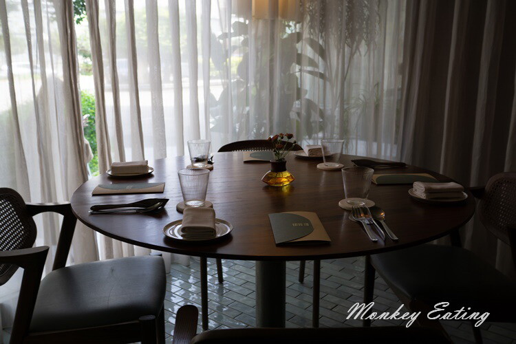 Frenchie Frenchie｜台中米其林推薦法式餐酒館，質感包廂餐點精緻，慶生約會餐廳 - 貪吃猴的幻想