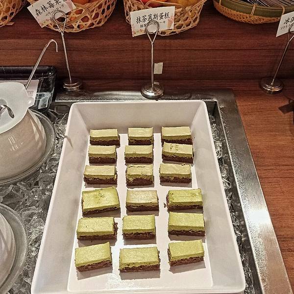 【台北信義】涮乃葉信義遠百店，信義A13，好吃咖哩飯，新鮮蔬菜吃到飽，壽司吃到飽