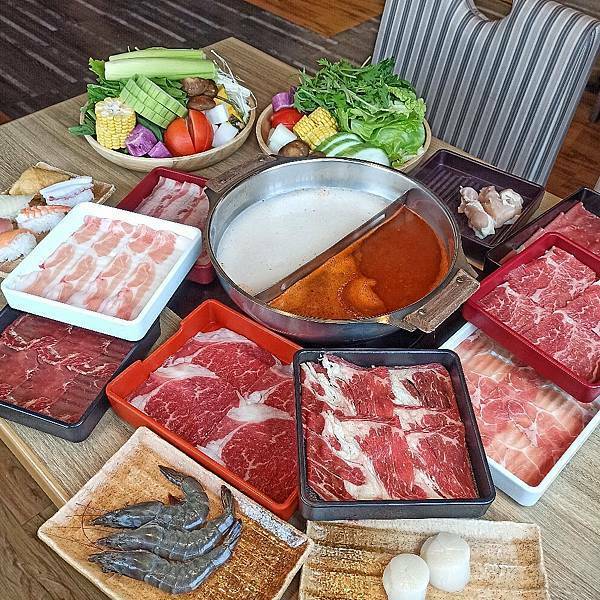 【台北信義】涮乃葉信義遠百店，信義A13，好吃咖哩飯，新鮮蔬菜吃到飽，壽司吃到飽