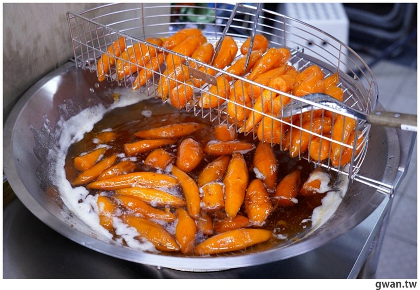 一中也有三色地瓜球!這間超大顆,還有限量獨賣蜜地瓜