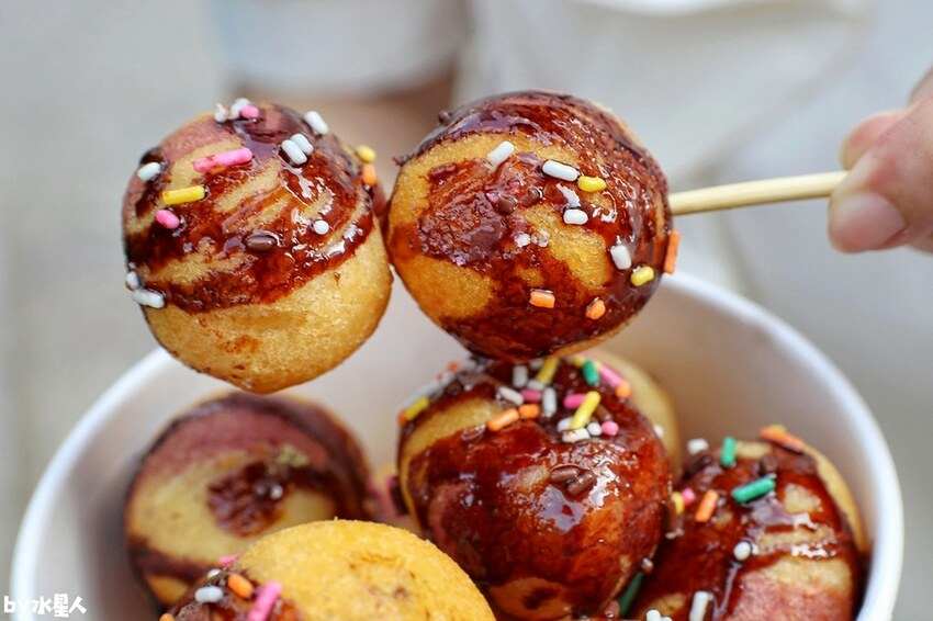 小8三色地瓜球一中店