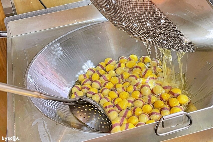 小8三色地瓜球一中店