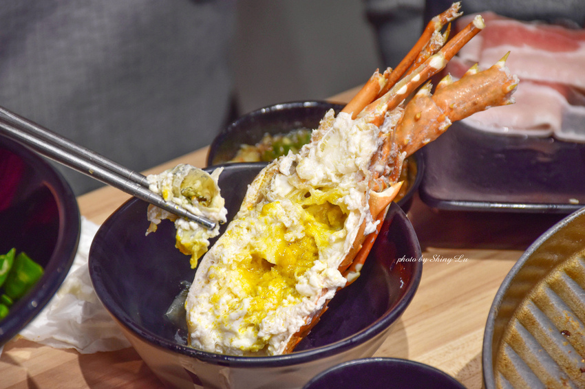 蘆洲火鍋推薦 饗食鍋蘆洲中原店39 龍蝦鮮盤.jpg